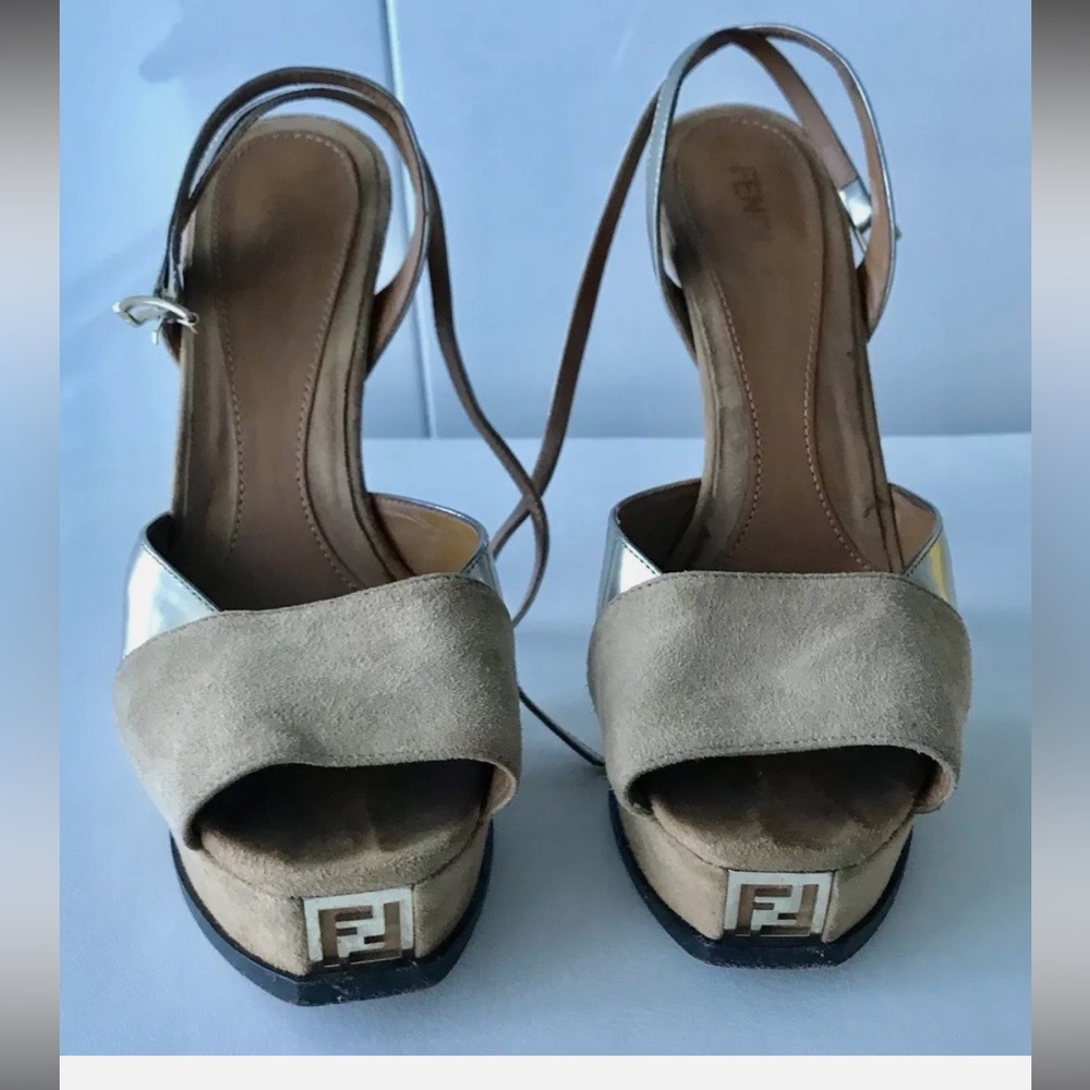VINTAGE FENDI Two Tone Suede & Gunmetal
Metallic FF Logo Heel Sandal Size 7